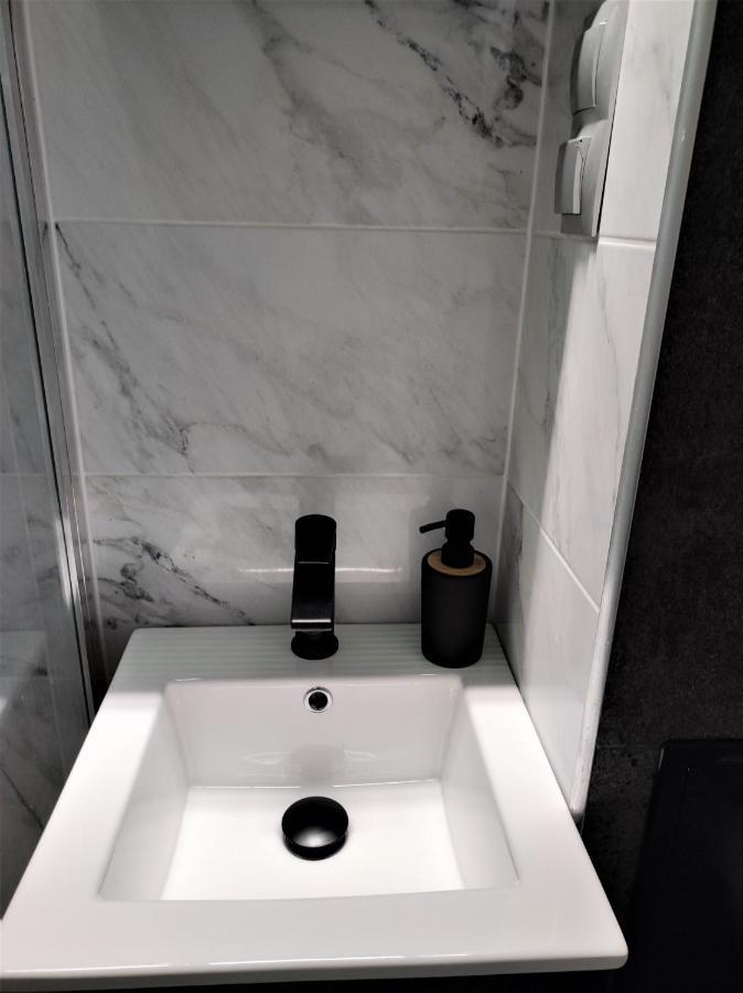 "W Zdroju" - Apartament Cieplice, Aquapark, Jelenia Gora Ngoại thất bức ảnh