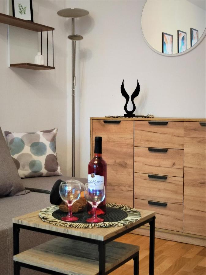 "W Zdroju" - Apartament Cieplice, Aquapark, Jelenia Gora Ngoại thất bức ảnh